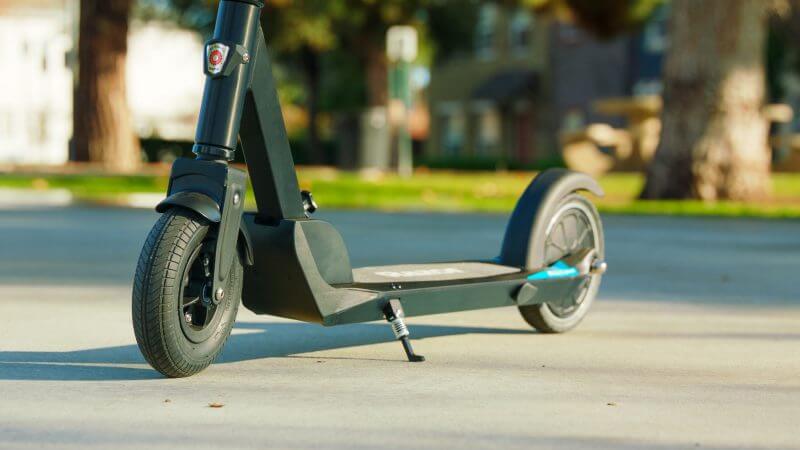 Grey Razor e prime scooter designed for 12 to 15 years of age